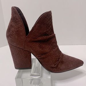 Red brown ankle boot suede material
